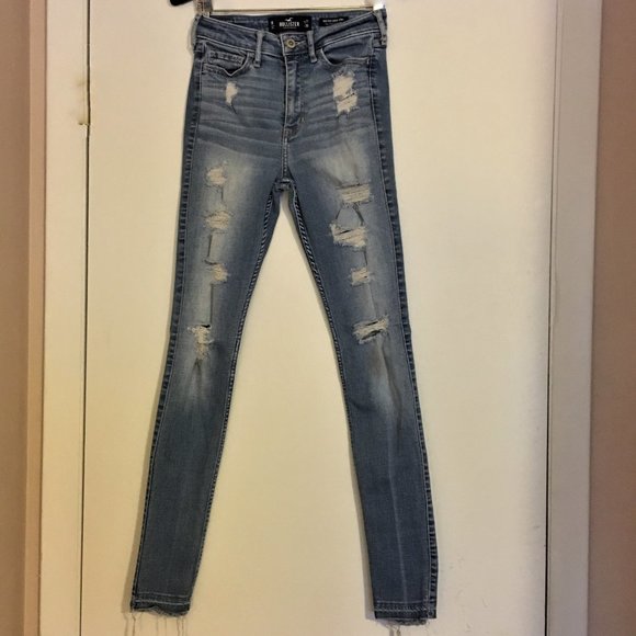 HOLLISTER High Rise Super Skinny Ripped Jeans | 1R - Picture 2 of 15